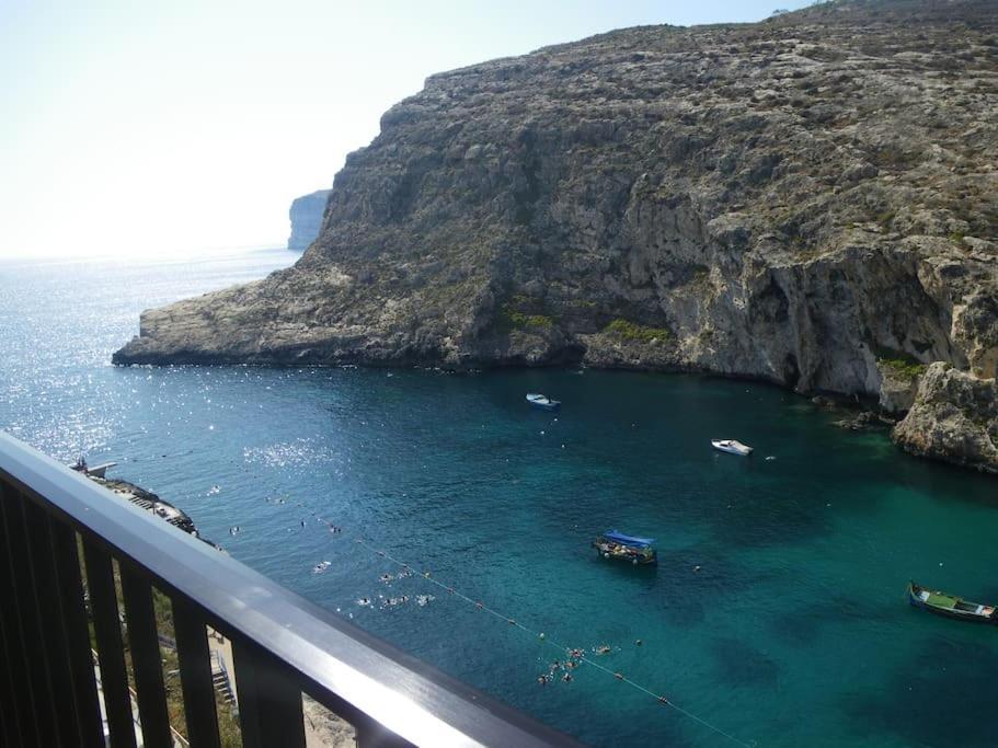 Seafront Penthouse With Terrace In Xlendi, Gozo Leilighet Eksteriør bilde